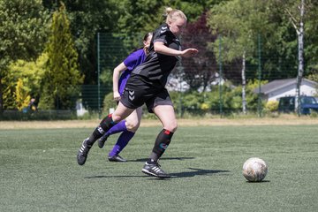 Bild 312 - wBJ SV Henstedt Ulzburg - TuS Rotenhof : Ergebnis: 12:0